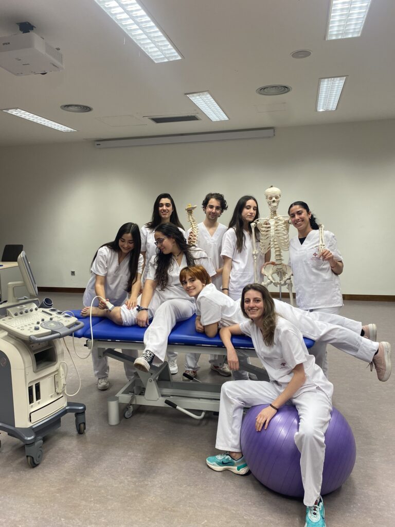 Estudiantes de Fisioterapia de la UCLM