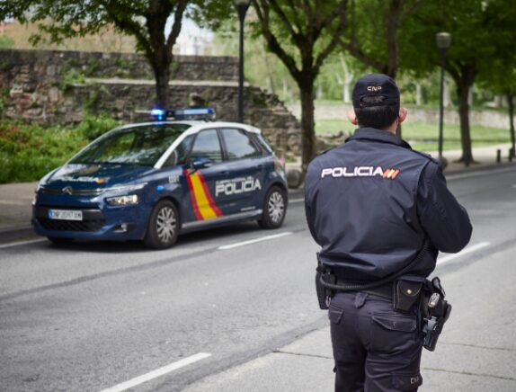 Detenido por robarle la tarjeta bancaria a su amigo al que habían agredido