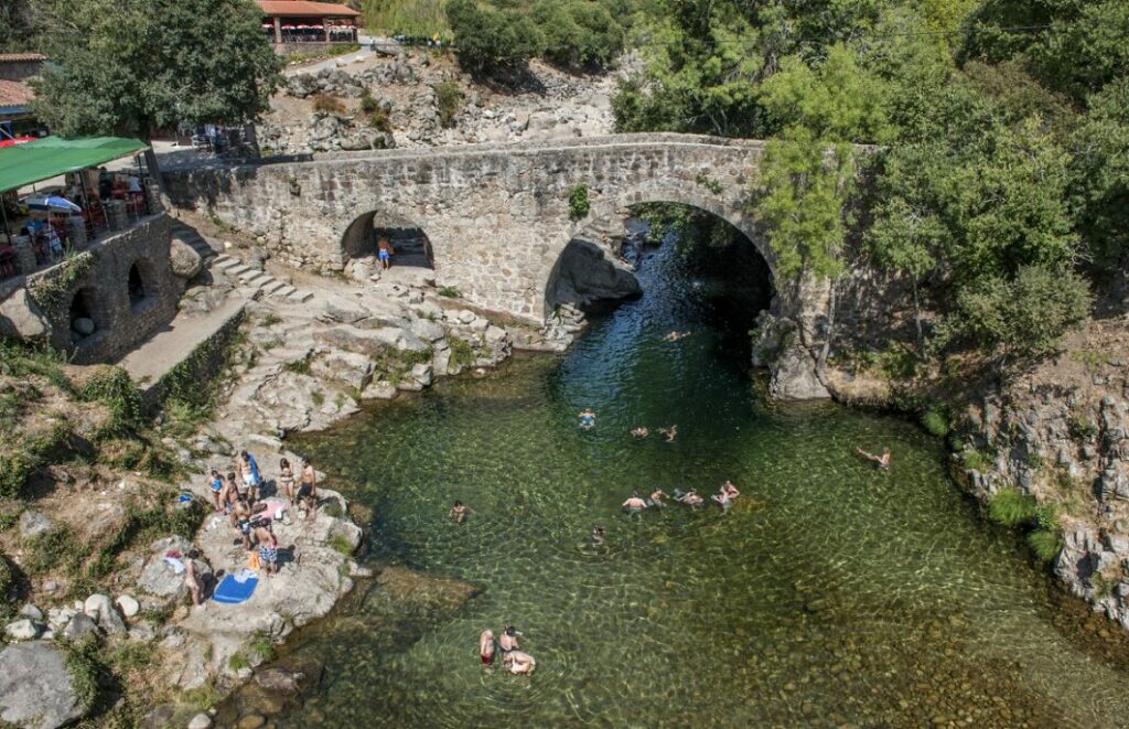 Las cinco gargantas y piscinas naturales de La Vera (y a un paso de Talavera) que te dejarán sin aliento