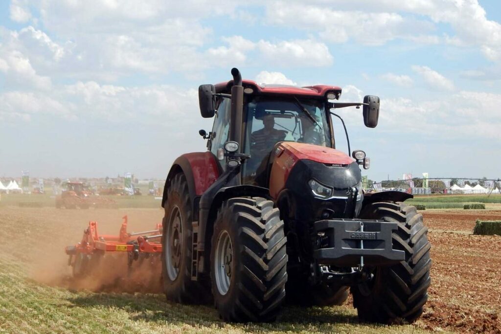 Herido un hombre de 57 años al pasarle por encima un tractor