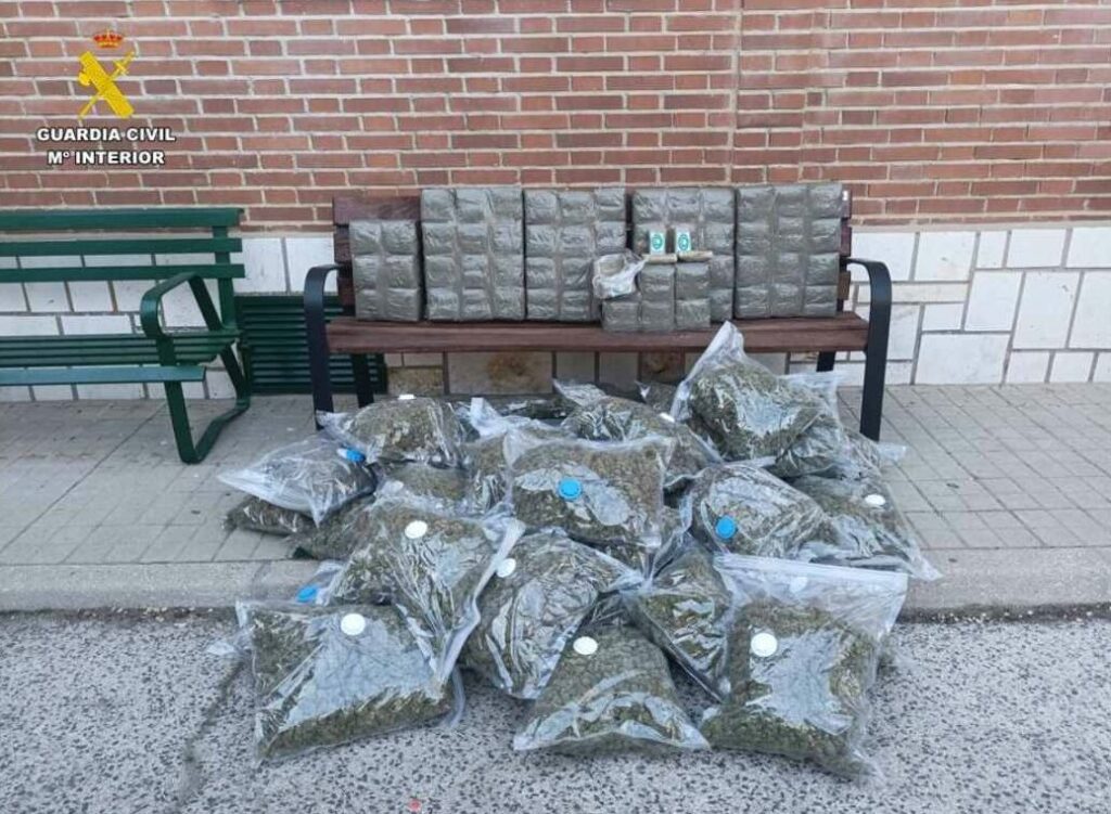 La Guardia Civil incauta más de 350 de drogas en tan sólo una semana