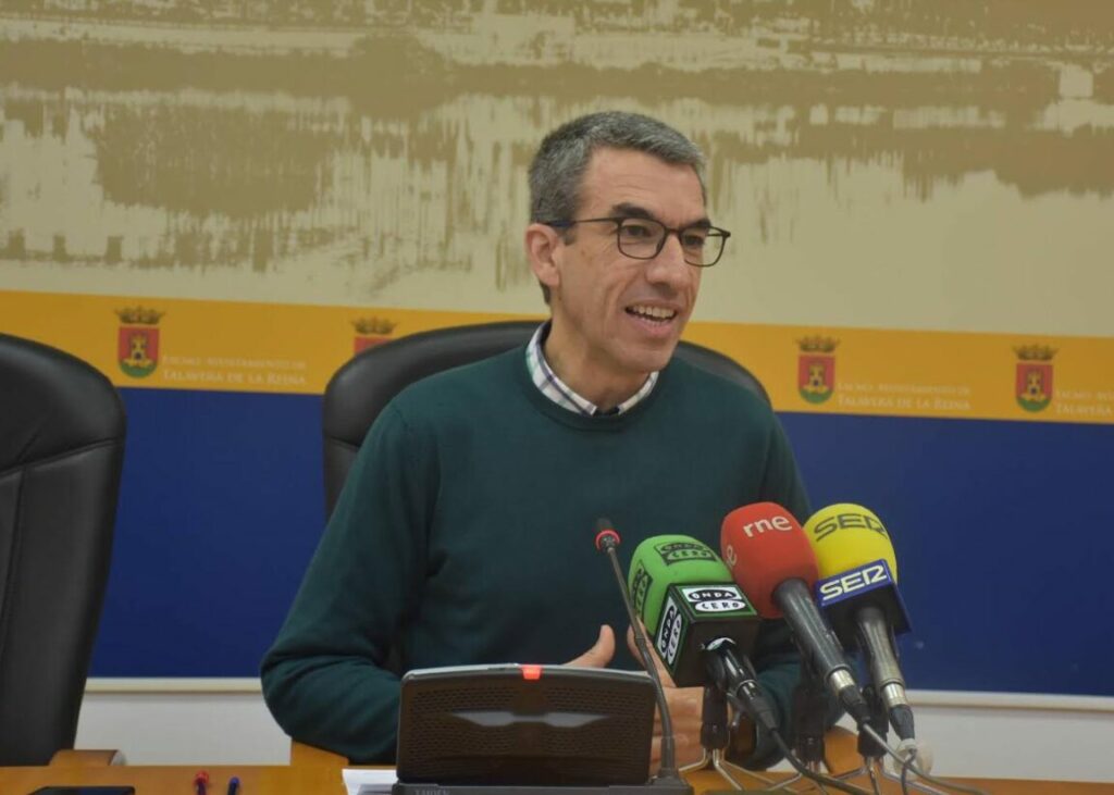 El PSOE lamenta que Gregorio "no exigiera la inclusión de Talavera en el abono transporte de Madrid"