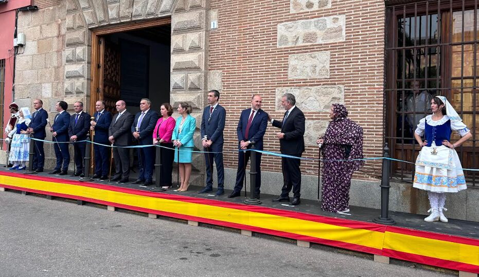 La presidenta de la Diputación resalta el arraigo y la importancia de Las Mondas en Talavera