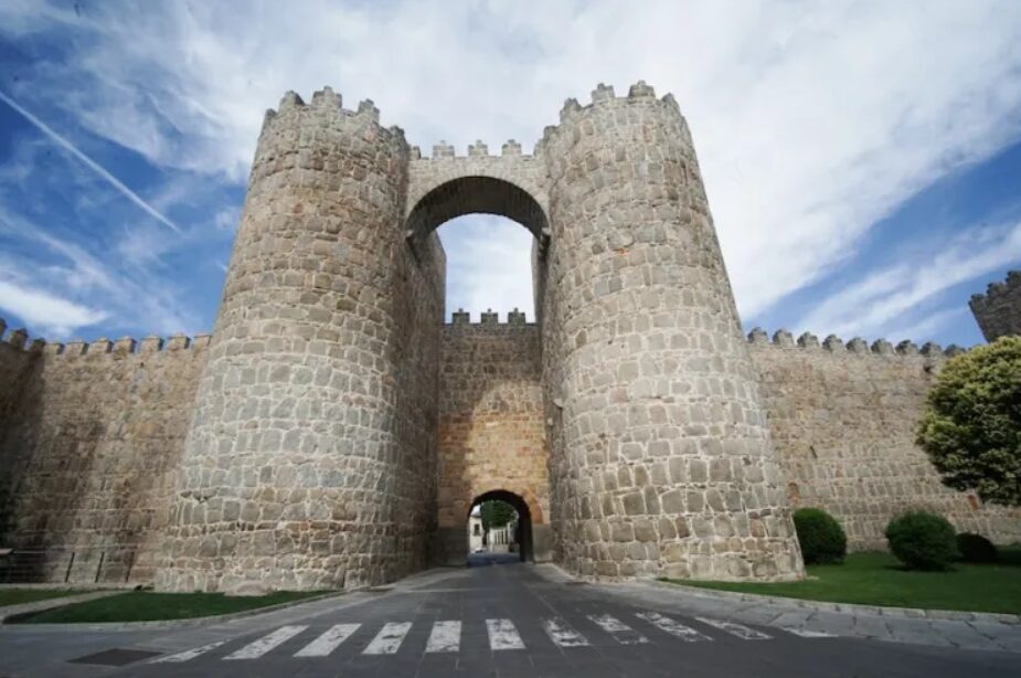 Cinco curiosidades de la Muralla de Ávila que desconocías