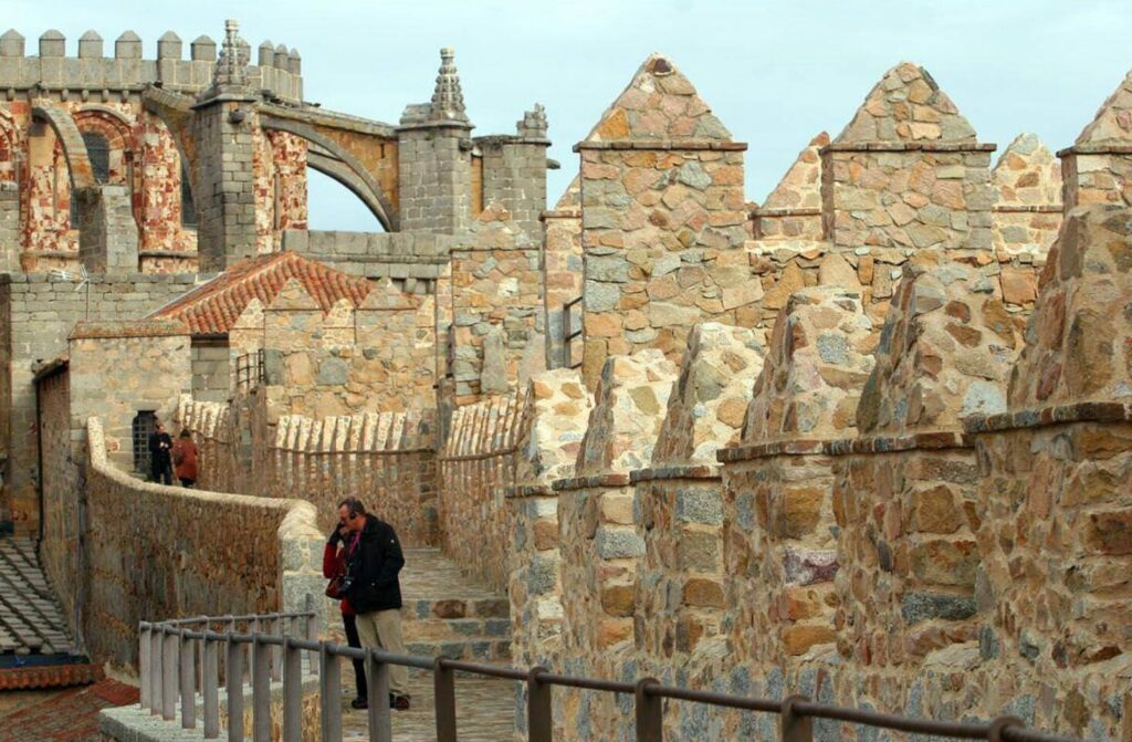 Cinco curiosidades de la Muralla de Ávila que desconocías