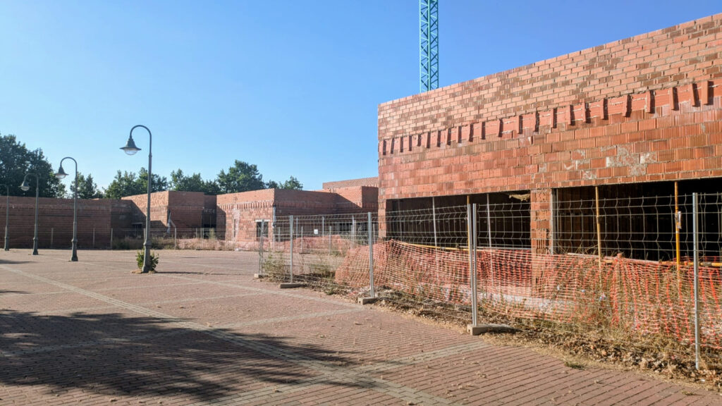 El PSOE insta al alcalde a solucionar la apertura del Centro de Alzheimer y de Mayores en Talavera
