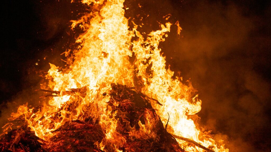 98 incendios en viviendas, el 70 % causados por chimeneas