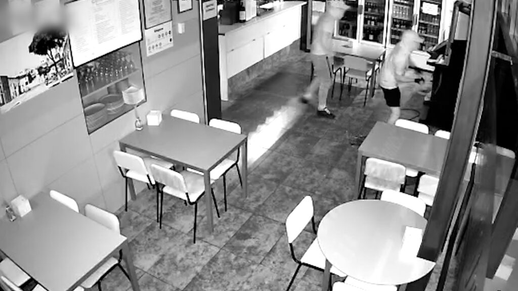 Cuatro detenidos por robos violentos en comercios