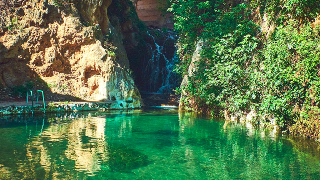 Verano sin playa: destinos naturales para refrescarte