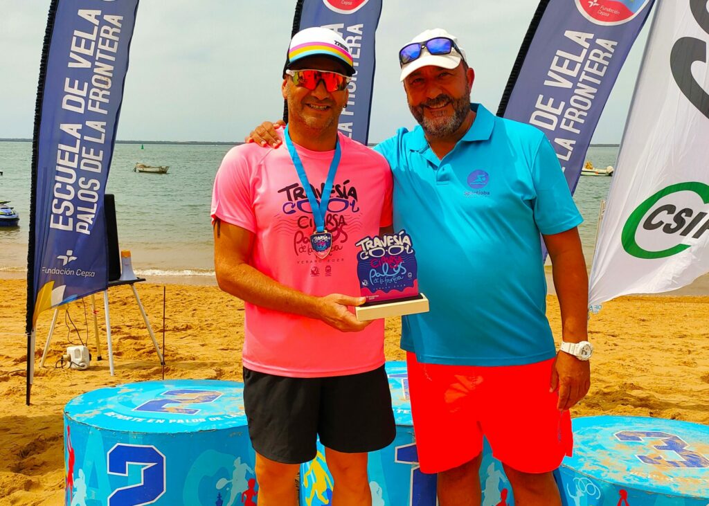Rubén Gutiérrez: podio absoluto en la Travesía de Mazagón