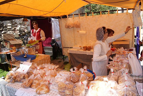 El mercado de San Jerónimo, todo un éxito en Talavera
