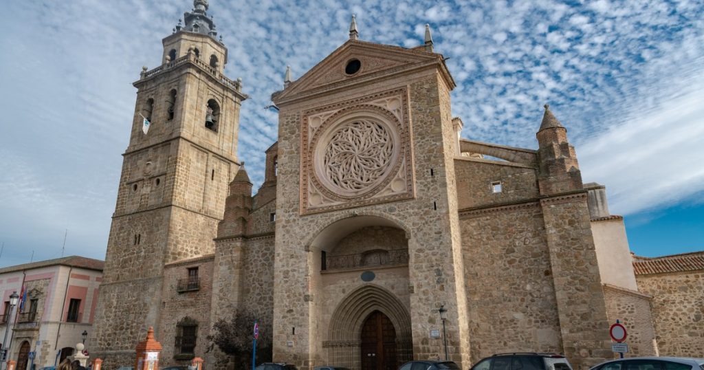 Una ruta con encanto por la ciudad de la cerámica
