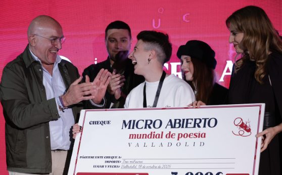 Orgullo talaverano: Juliet Kent gana el Mundial de Poesía
