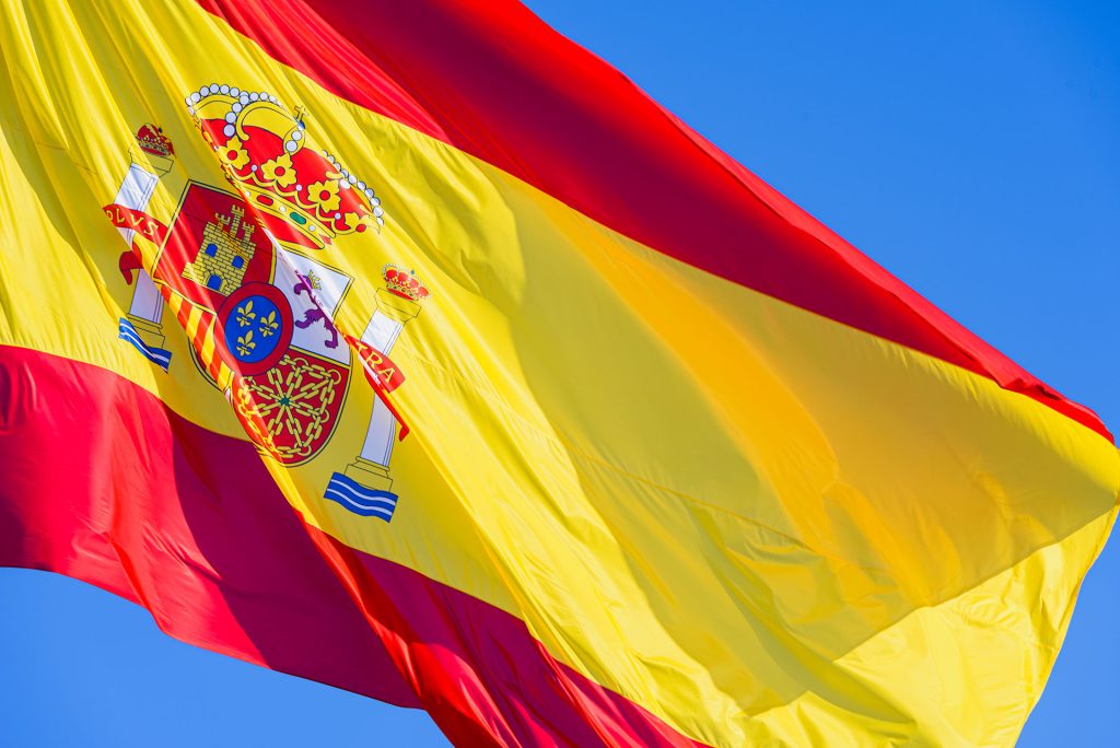 El Gobierno regional, ausente en el homenaje a la bandera