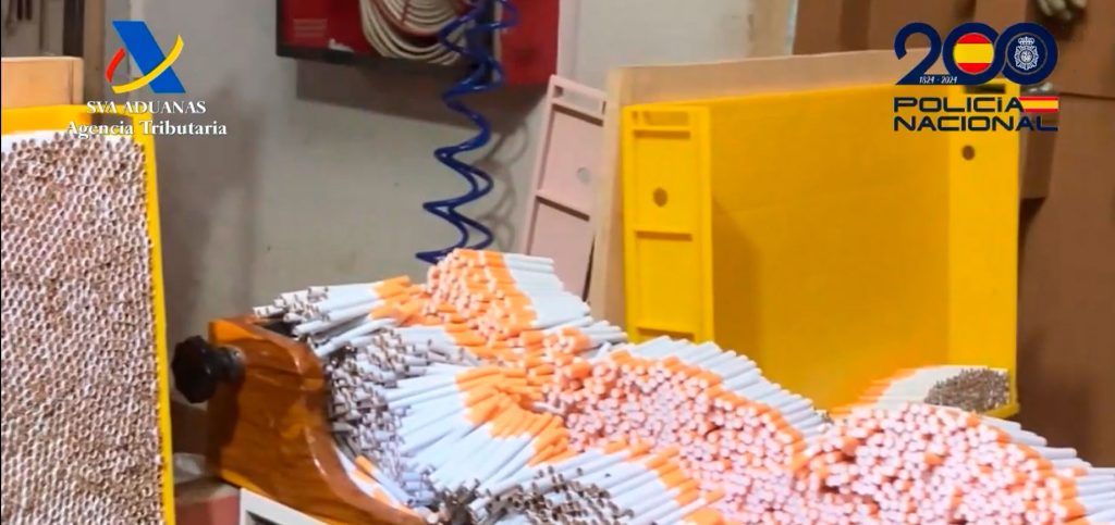 Desmantelan dos fábricas clandestinas de tabaco