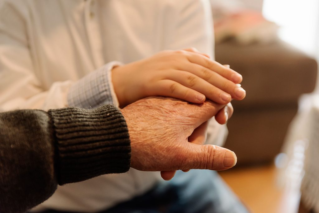 ‘Navidad en compañía. Ningún mayor solo’