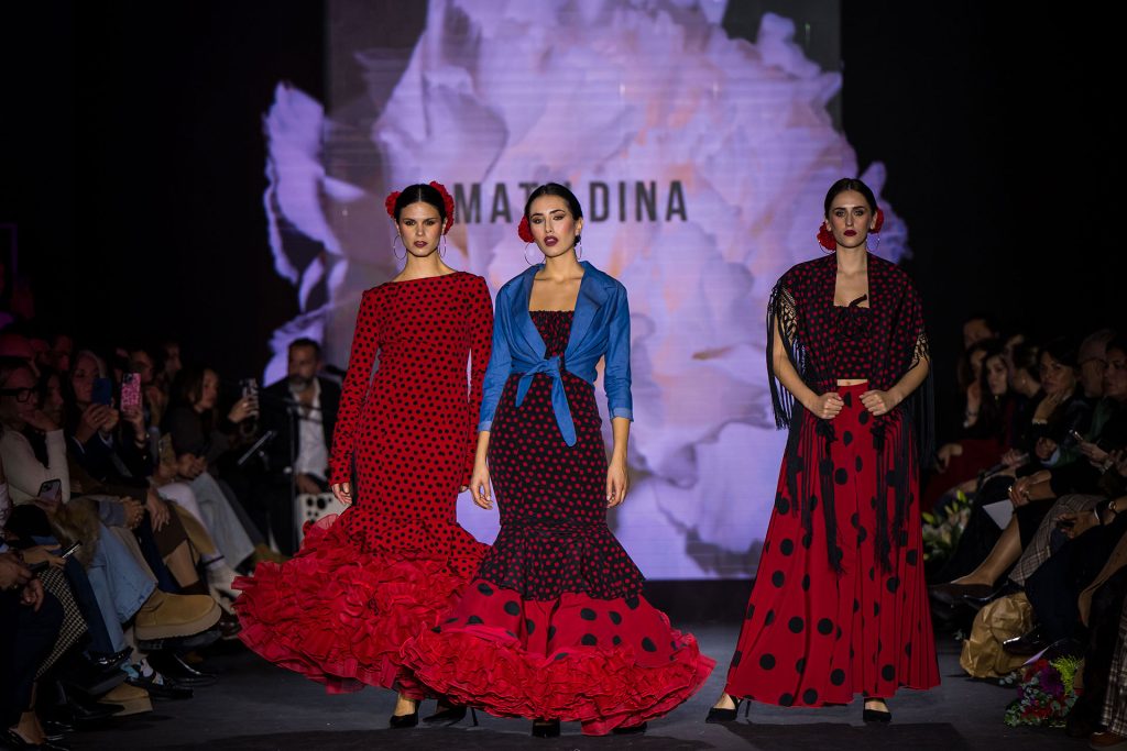 Una diseñadora de Daimiel revoluciona el desfile de moda flamenca en Sevilla