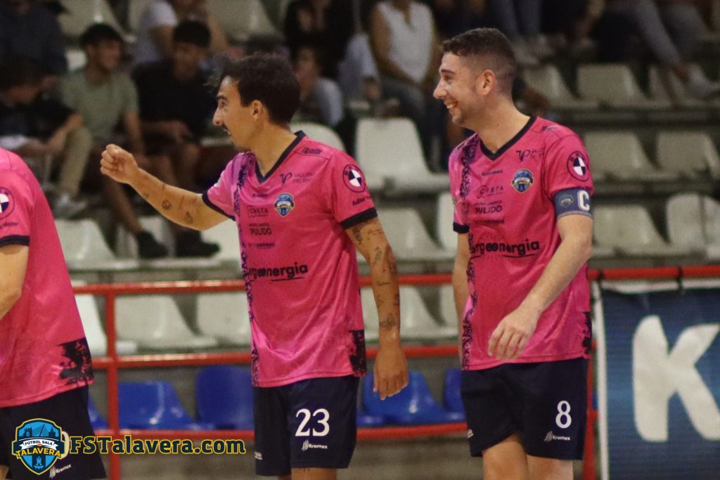 Josete y Jesús Jiménez, homenaje a dos leyendas vivas del FS Talavera