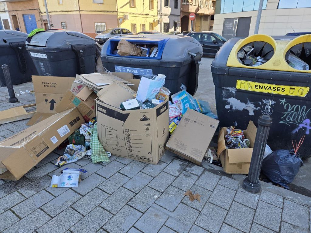 Talavera vuelve a ser escenario de una preocupante acumulación de residuos