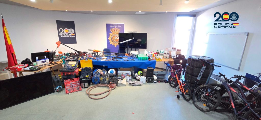 Detenidos siete integrantes de una banda dedicada al robo en trasteros de Talavera