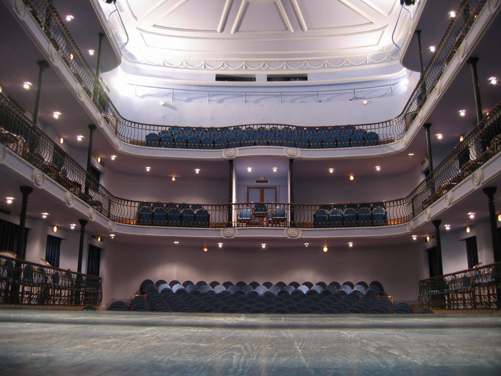 Talavera acoge el VII Festival de Cantautores en el Teatro Victoria