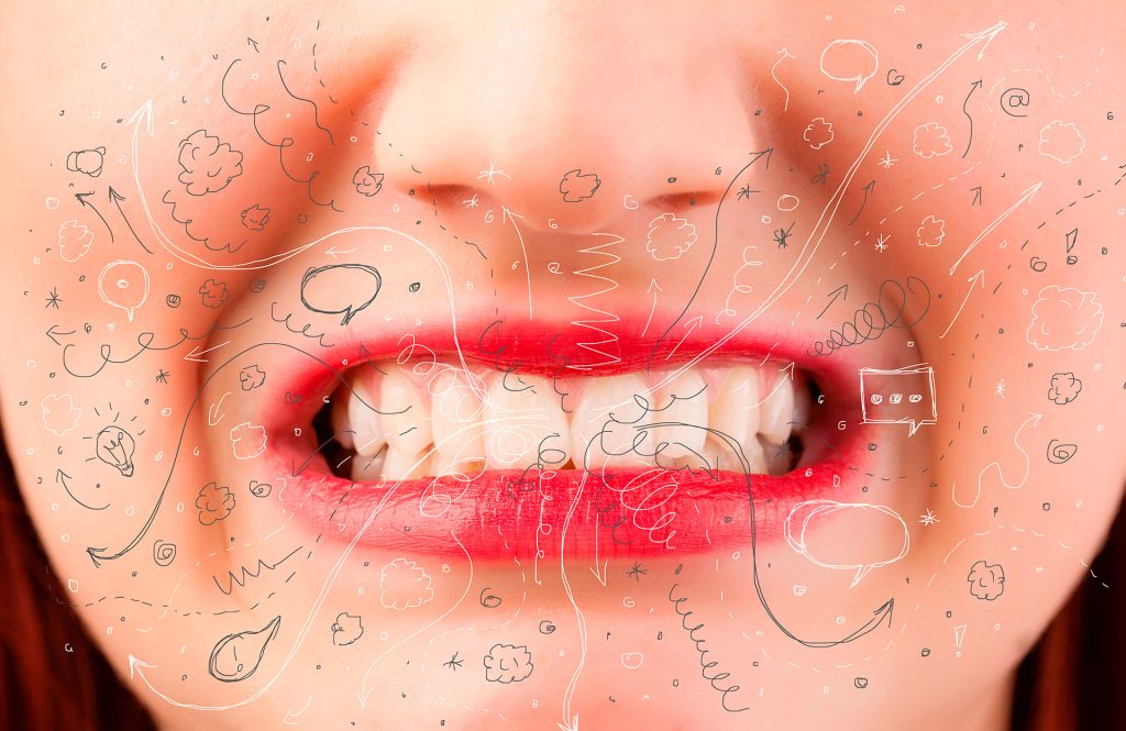 Evita que tu aliento arruine un buen beso