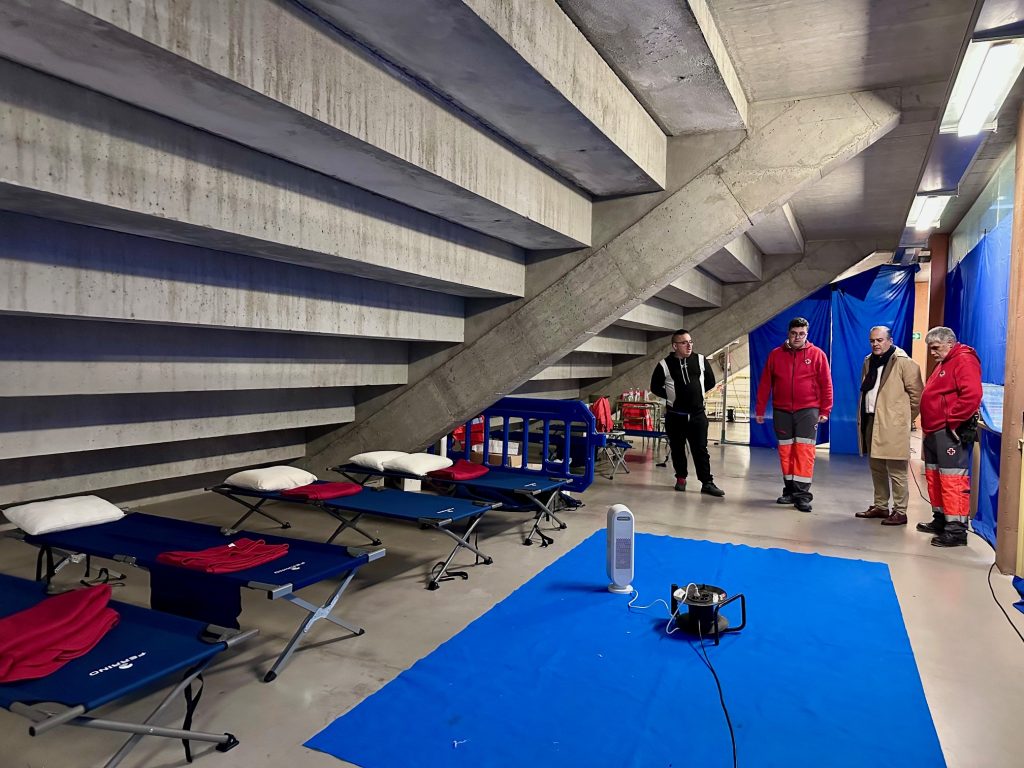 La familia desalojada por las inundaciones será trasladada a las instalaciones del ICS 