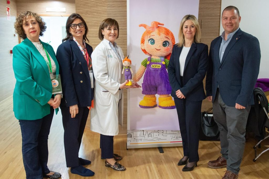 Castilla-La Mancha sitúa la humanización del dolor pediátrico como eje estratégico 