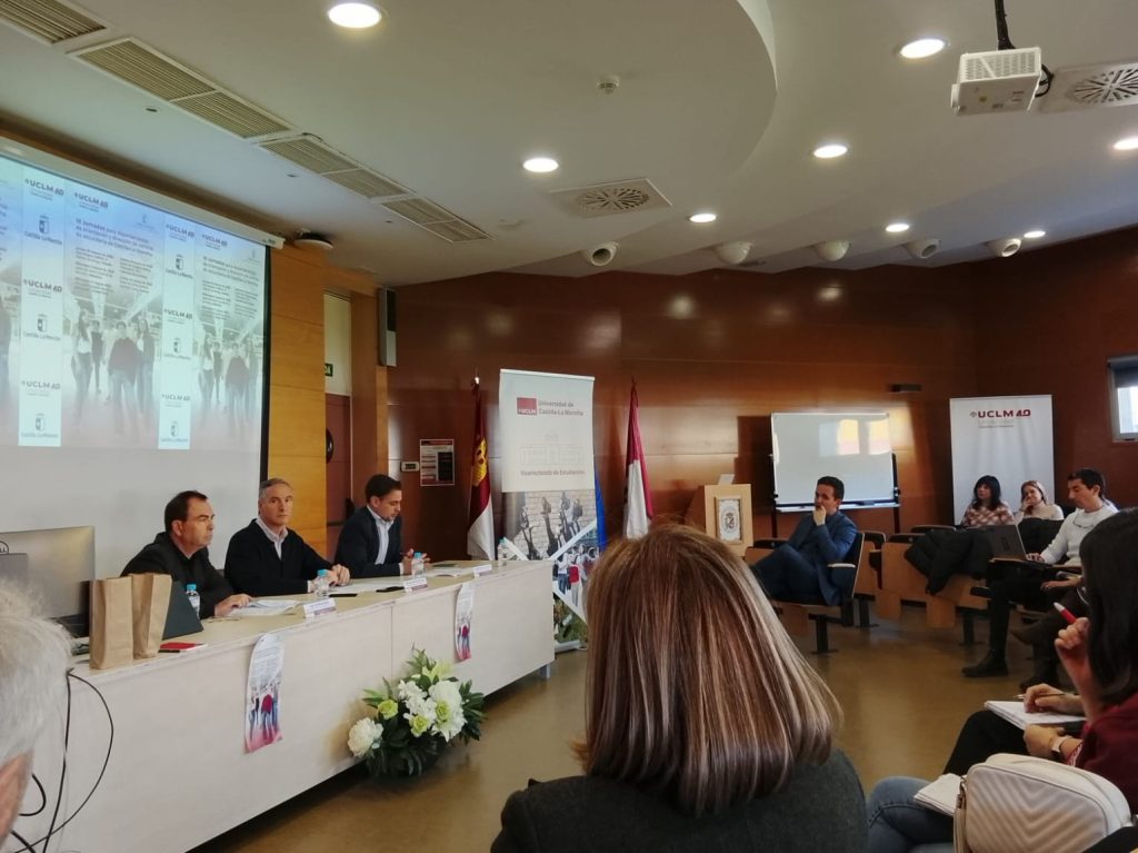 El Gobierno regional refuerza el acceso a la universidad y estudios no obligatorios