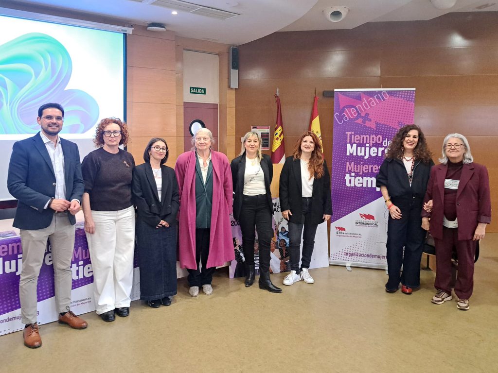 Presentación del calendario coeducativo “Mujeres activistas”