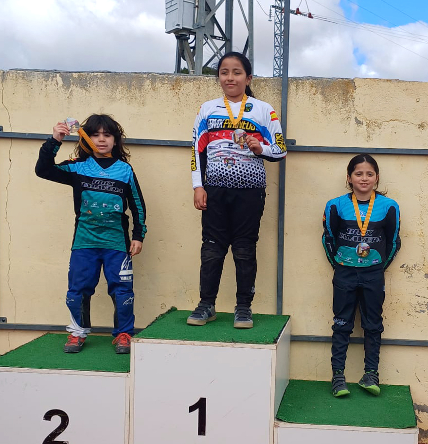Doble participación del BMX Talavera: podios en Madrid y buenos resultados en Aragón