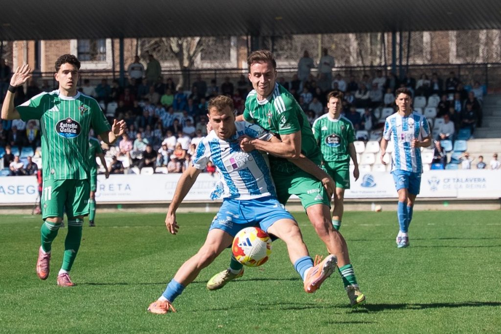 El CF Talavera acaricia la permanencia tras imponerse al Racing de Ferrol