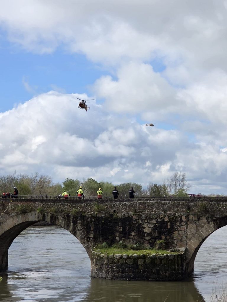 Unas 500 personas participaron en el simulacro de emergencias por la UME en Talavera