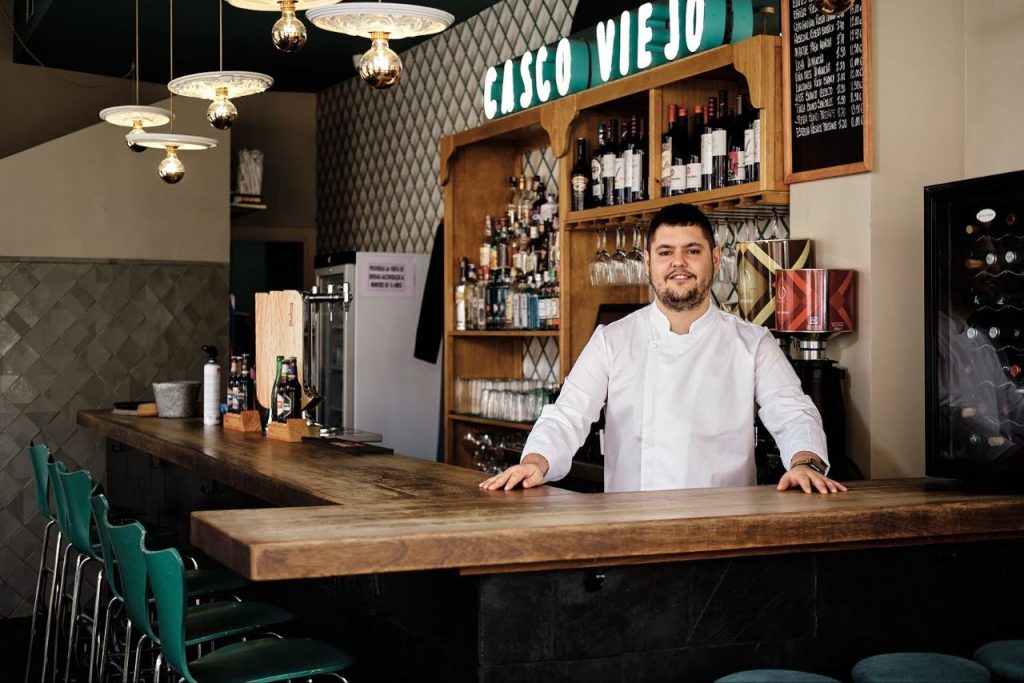 Casco Viejo, Bar & Kitchen: Tallarines Thai con Salmón