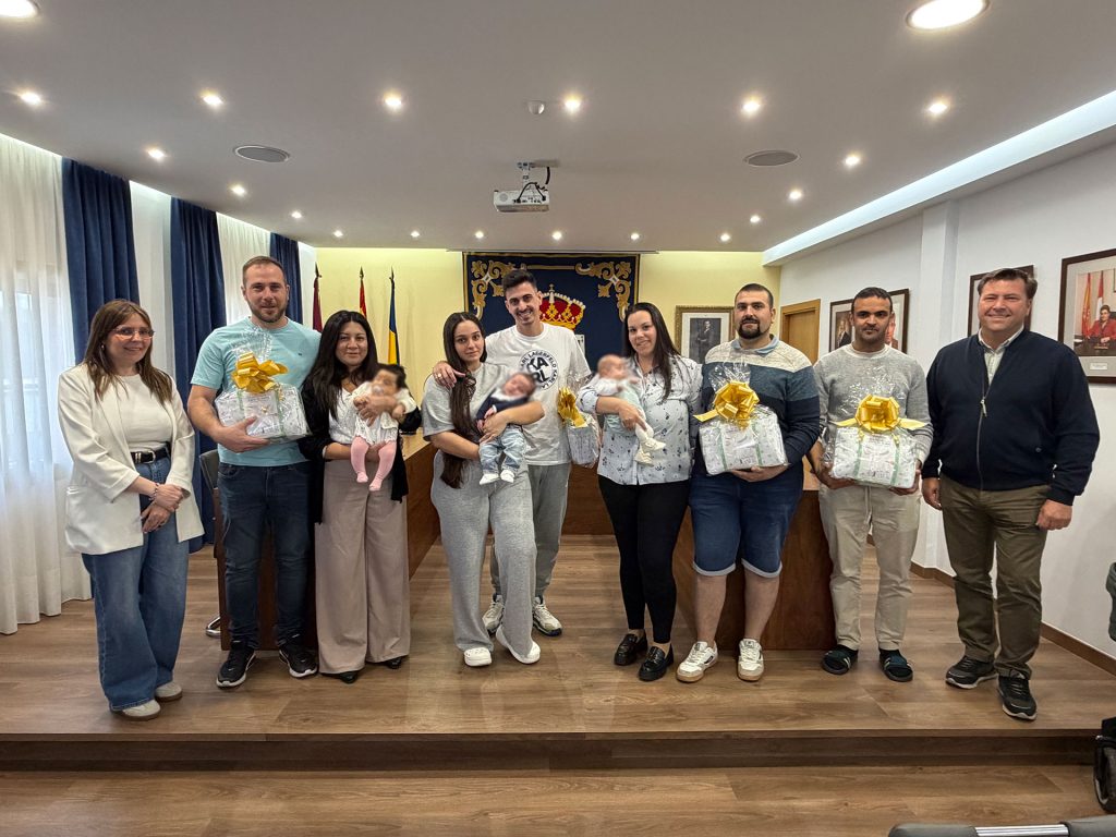 Santa Olalla celebra la vida: una vecina centenaria y cuatro nuevos nacimientos