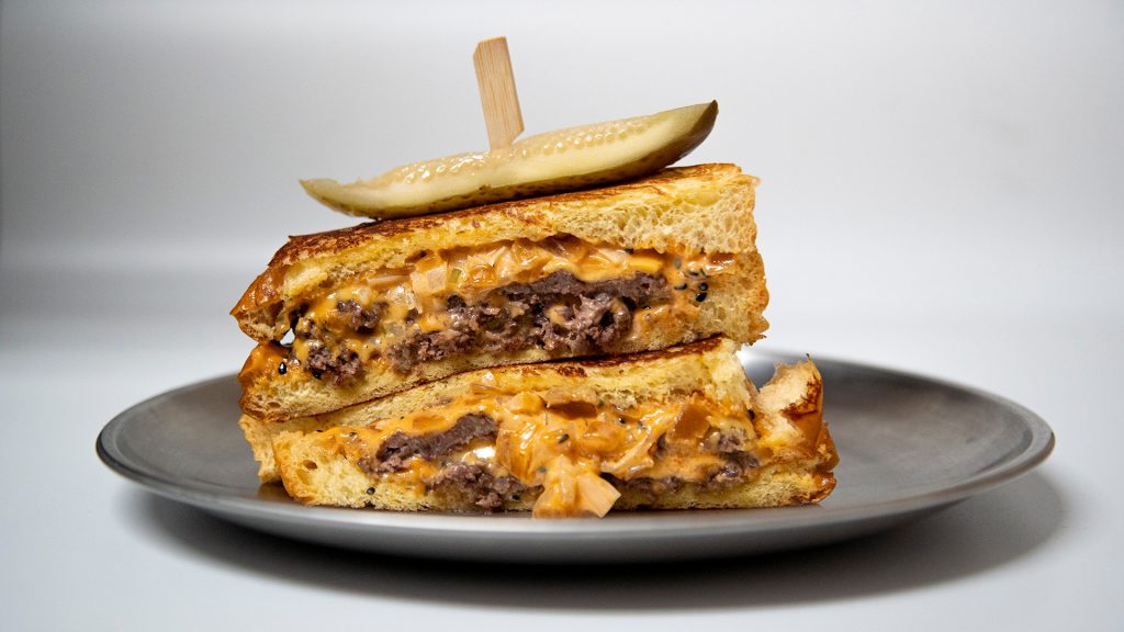MyBurger lanza su nueva hamburguesa "Patty Emmy" una apuesta irresistible
