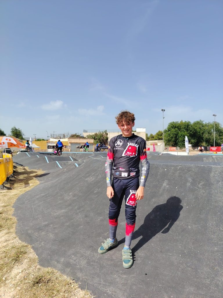 Doblete de medallas para el Club Deportivo BMX El Casar