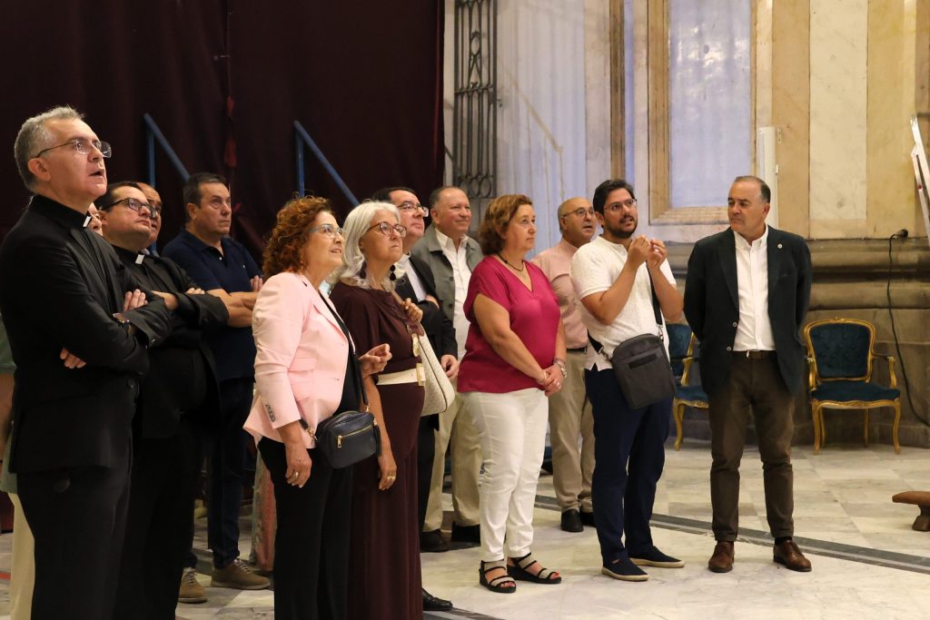La Basílica de la Virgen del Prado luce de nuevo su altar mayor tras culminar su restauración