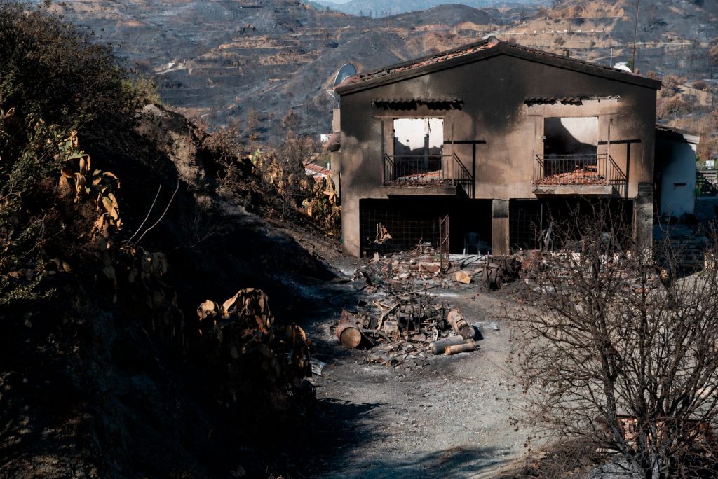 Nuevas medidas laborales y sociales para proteger a trabajadores y empresas afectados por los incendios forestales