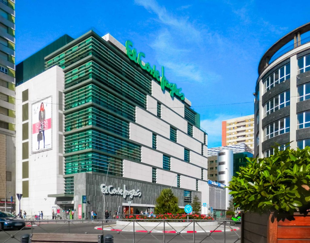 El Corte Inglés busca un/a Ayudante de Vendedor/a en Talavera