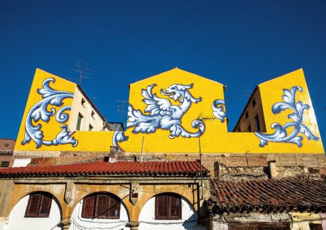 Un viaje en el Tren de la Cerámica para descubrir el patrimonio de Talavera