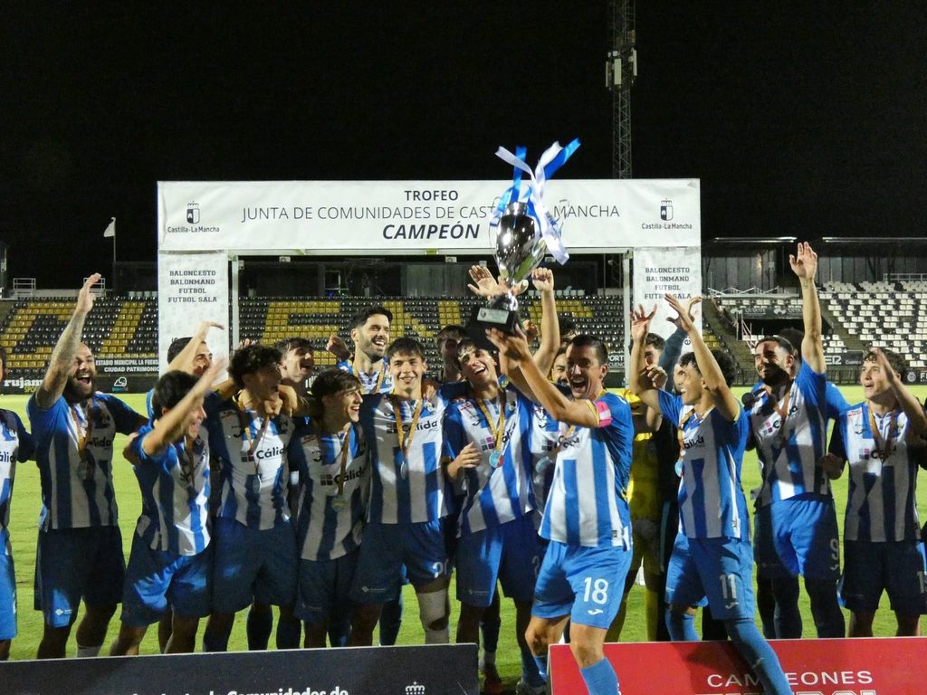 El CF Talavera conquista el Trofeo Junta de Comunidades de Castilla-La Mancha