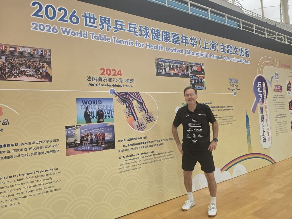 David Serrano Matías, del ATLEET-RAYBE TM TALAVERA, brilla con dos victorias en el Mundial ITTF Parkinson de Shanghái 2026