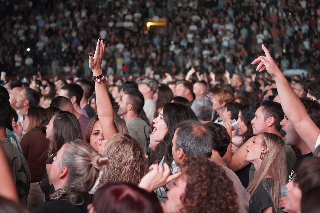 Farcama Suena 2026 reúne a más de 6.000 personas en la Plaza de Toros de Toledo con Siloé, Ultraligera y Vermú.