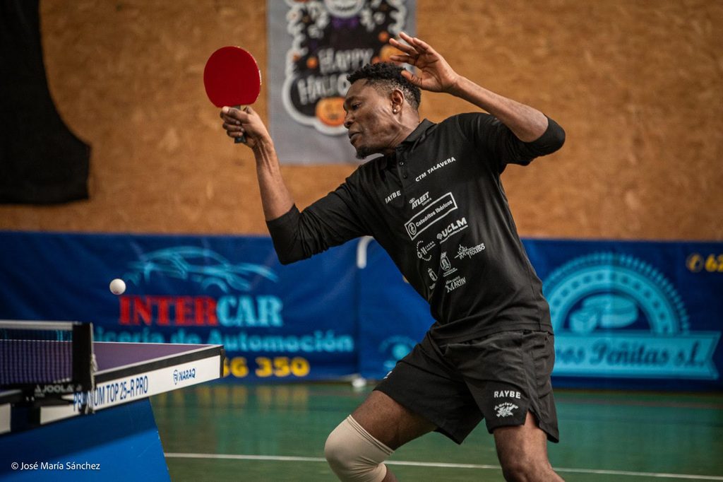 El tenis de mesa talaverano sigue creciendo y sumando experiencia en las competiciones nacionales y regionales